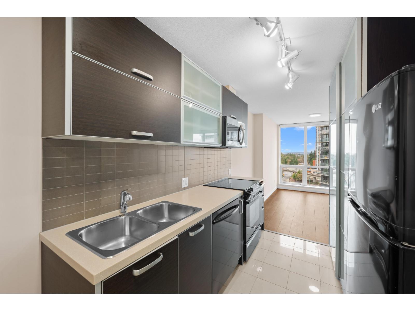 1105 9981 Whalley Boulevard, Surrey, British Columbia  V3T 0G6 - Photo 9 - R3100089