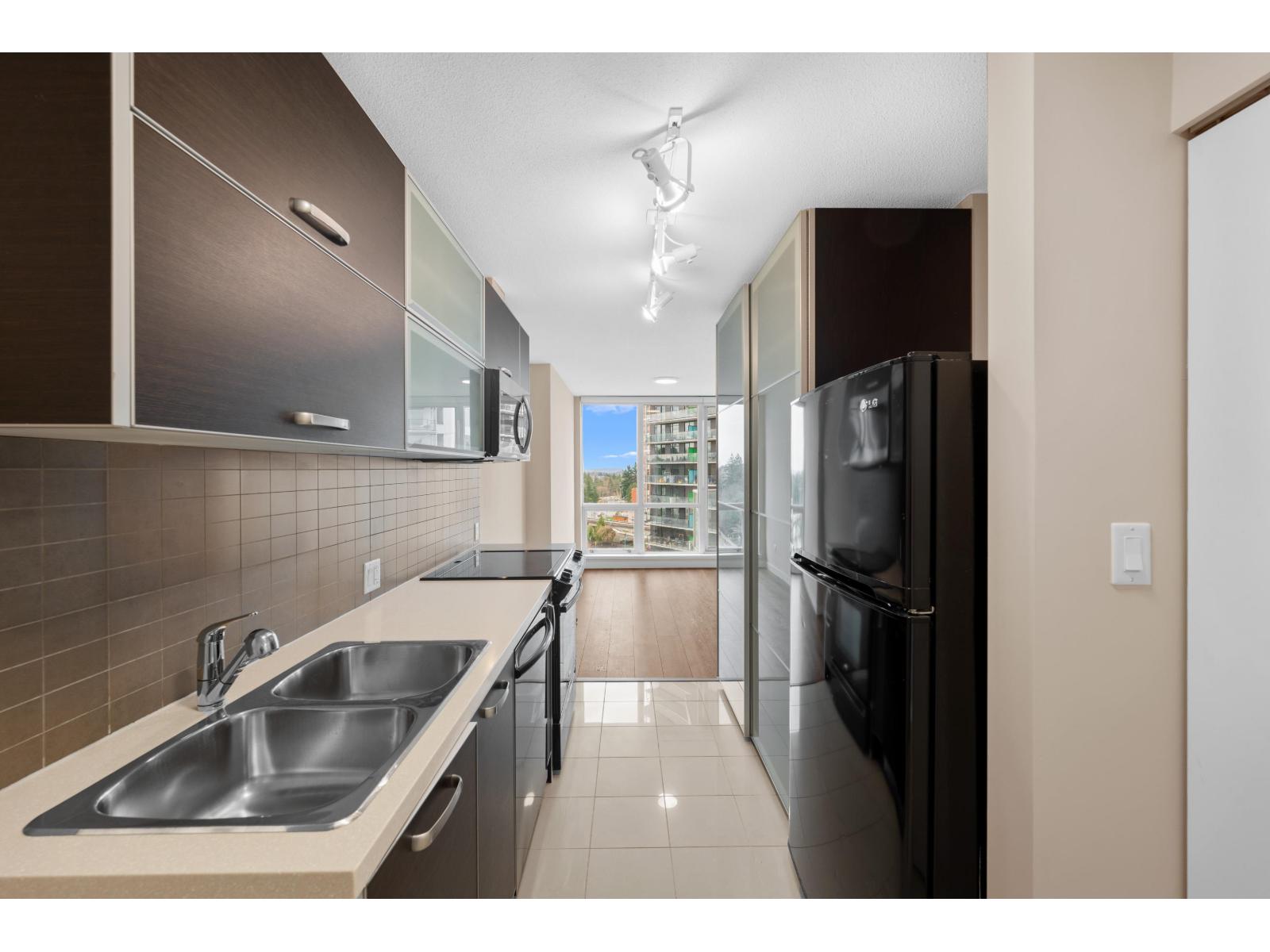 1105 9981 Whalley Boulevard, Surrey, British Columbia  V3T 0G6 - Photo 10 - R3100089