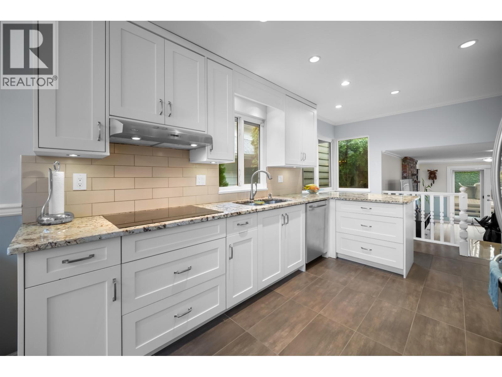 5440 Warbler Avenue, Richmond, British Columbia  V7E 4Z1 - Photo 35 - R3100070