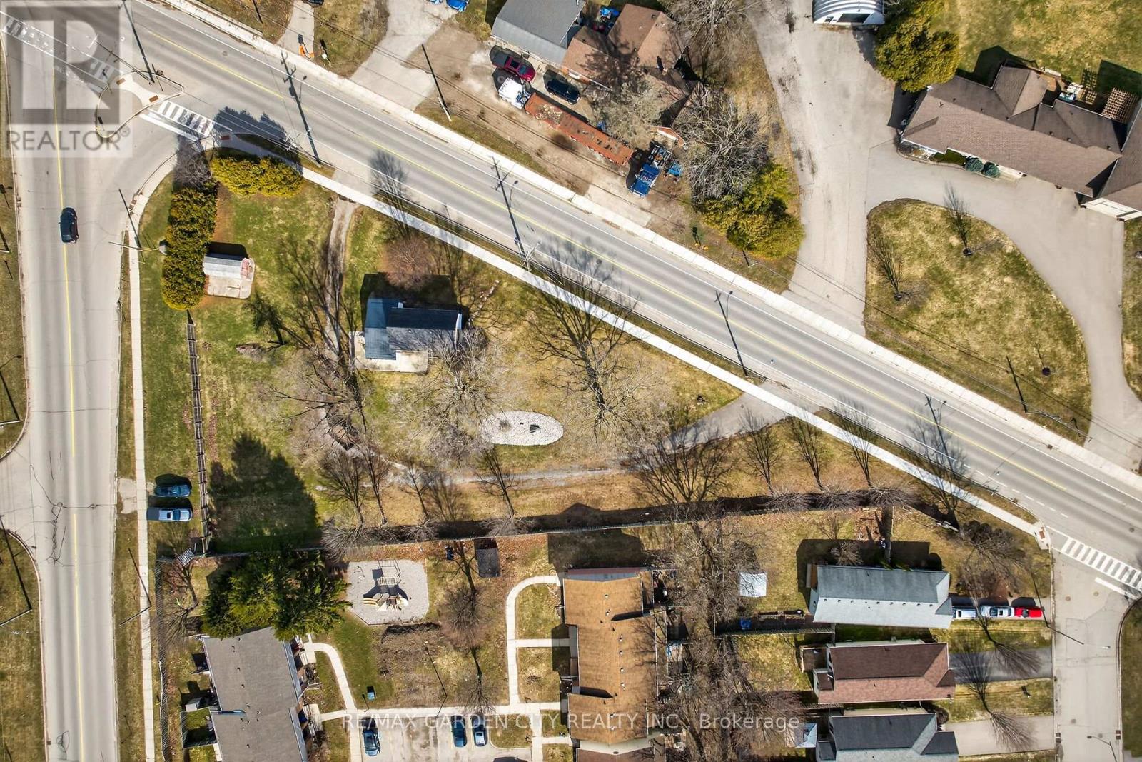 407 Bell Street, Ingersoll, Ontario  N5C 2P7 - Photo 37 - X12893264