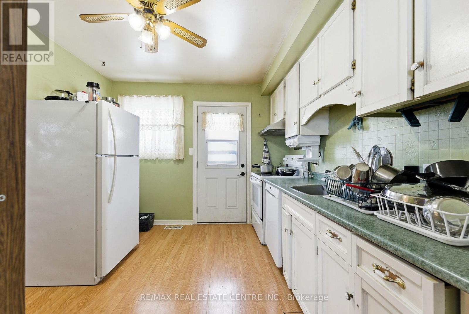 640 Bridge Street E, Belleville, Ontario  K8N 1S5 - Photo 10 - X12893302