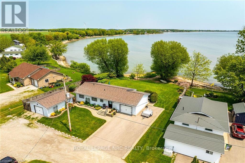 92 Hoover Point Lane, Haldimand, Ontario  N0A 1P0 - Photo 2 - X12893316