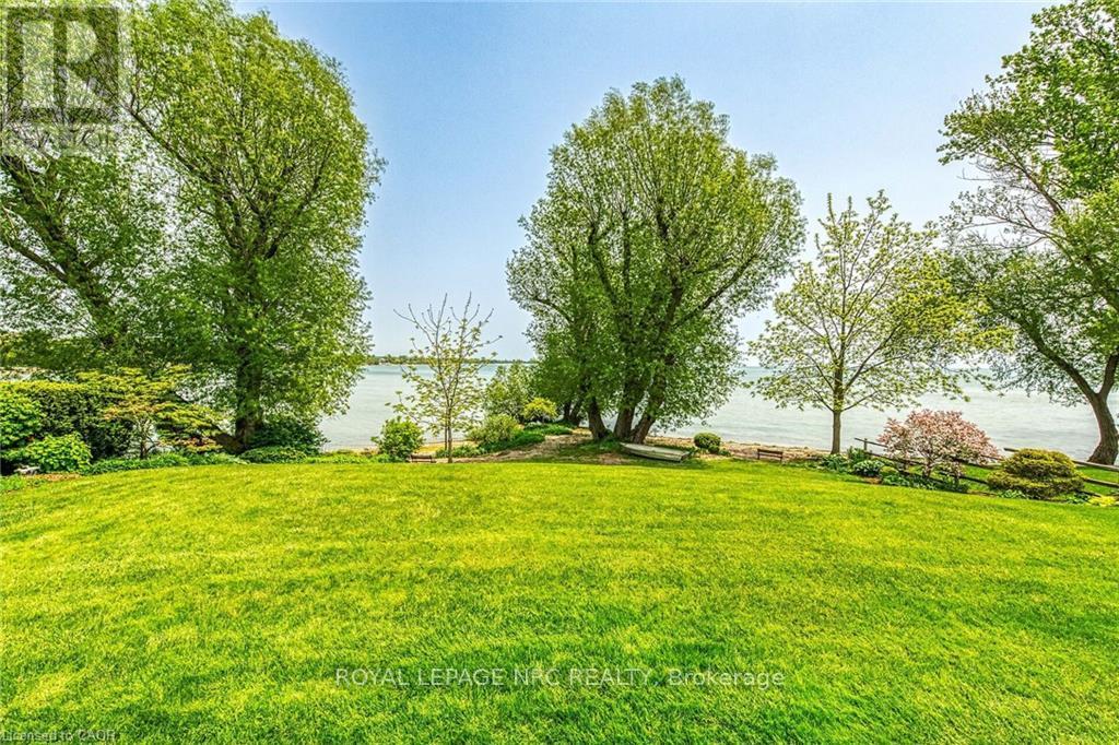 92 Hoover Point Lane, Haldimand, Ontario  N0A 1P0 - Photo 30 - X12893316