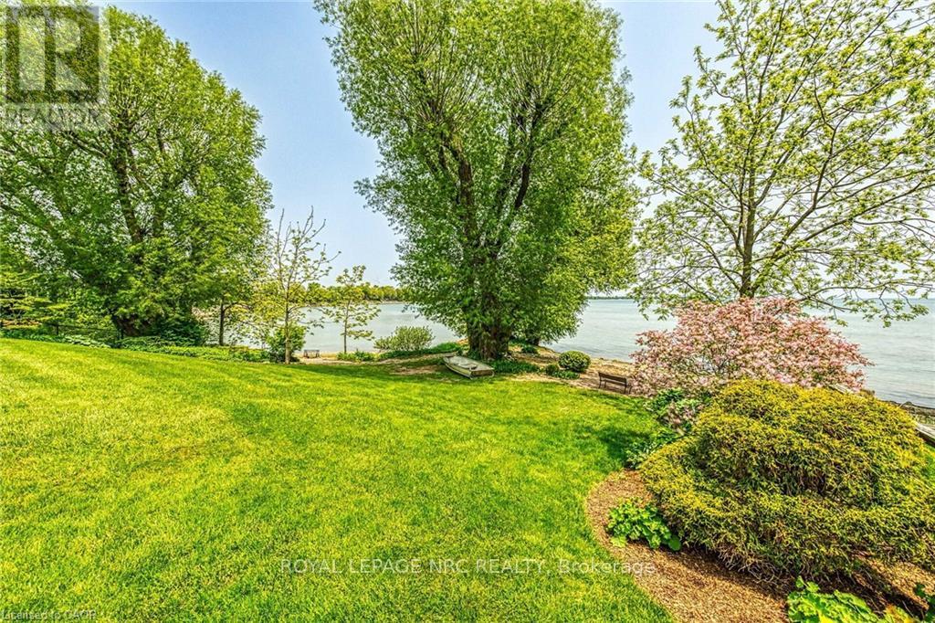 92 Hoover Point Lane, Haldimand, Ontario  N0A 1P0 - Photo 39 - X12893316