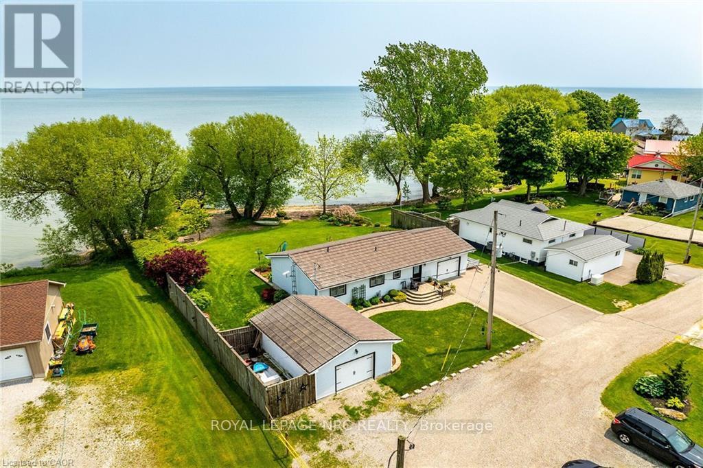 92 Hoover Point Lane, Haldimand, Ontario  N0A 1P0 - Photo 40 - X12893316