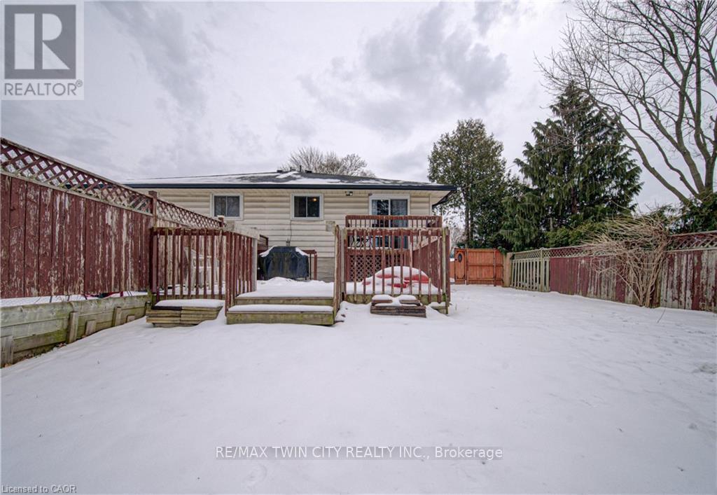 10 South Street, Cambridge, Ontario  N1R 2N5 - Photo 34 - X12893342