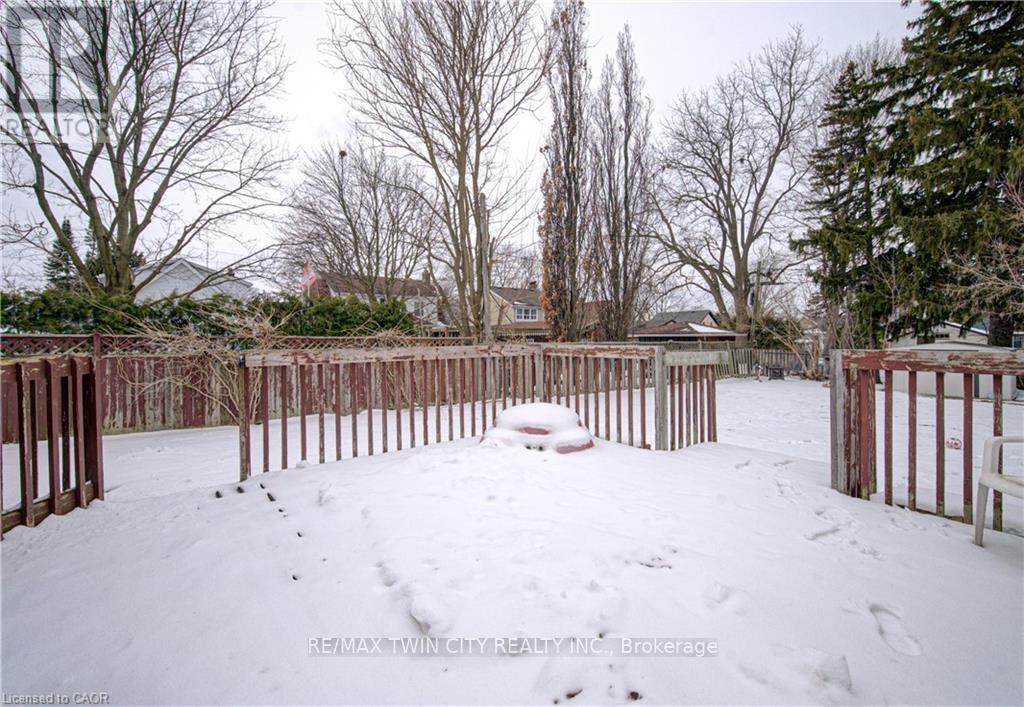 10 South Street, Cambridge, Ontario  N1R 2N5 - Photo 36 - X12893342