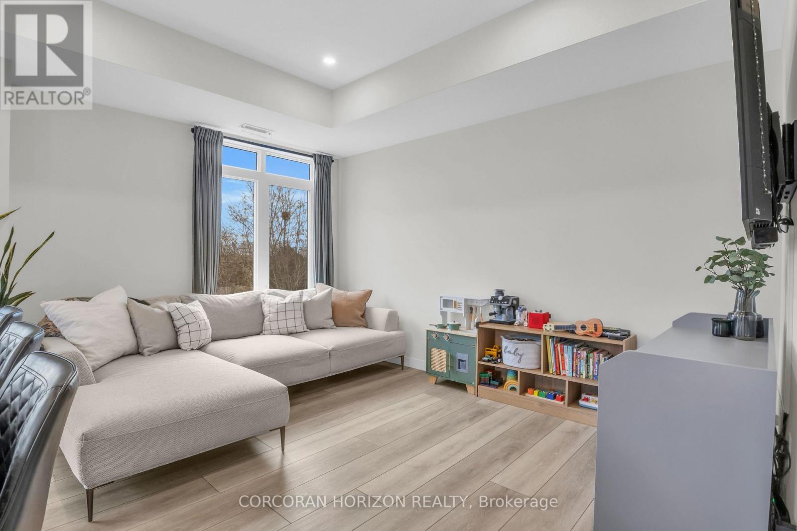 56 - 405 Myers Road, Cambridge, Ontario  N1P 0B6 - Photo 8 - X12893352