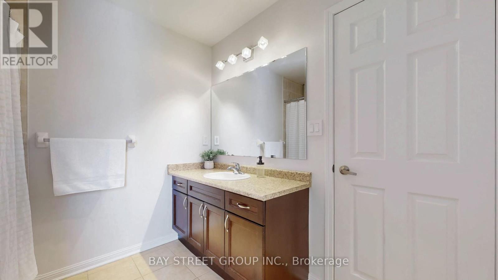 216 Emick Drive, Hamilton, Ontario  L9K 0E1 - Photo 26 - X12893364