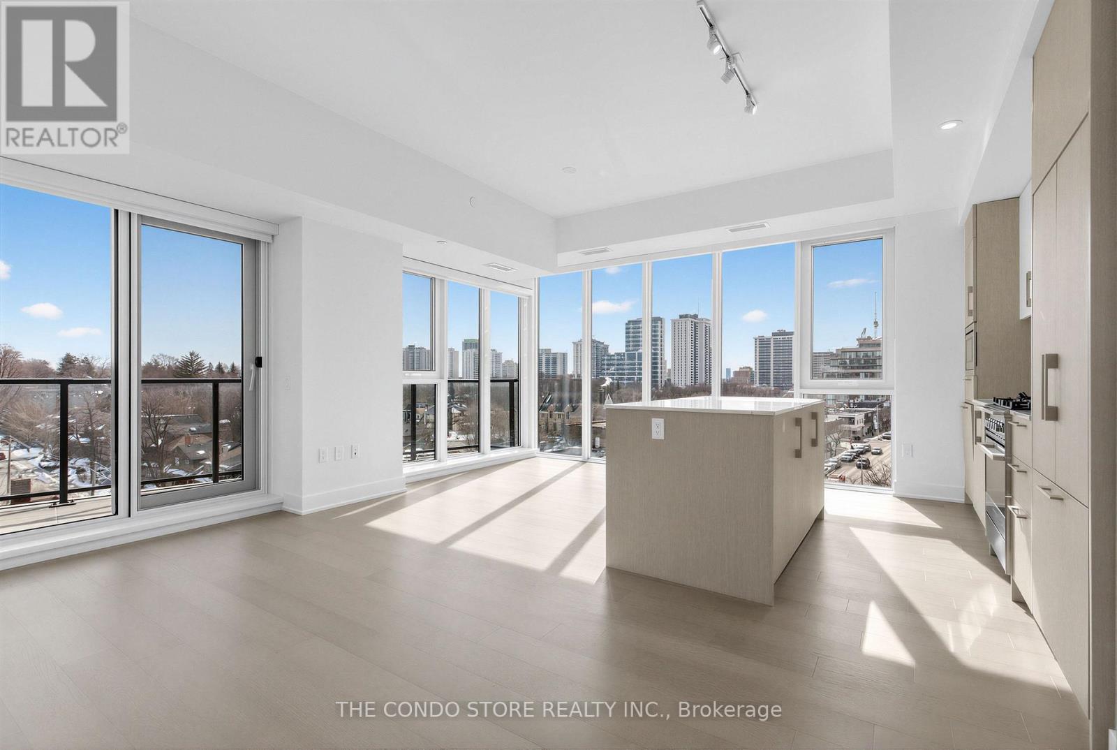 502 - 8 Manor Road W, Toronto, Ontario  M4S 0E6 - Photo 2 - C12745920