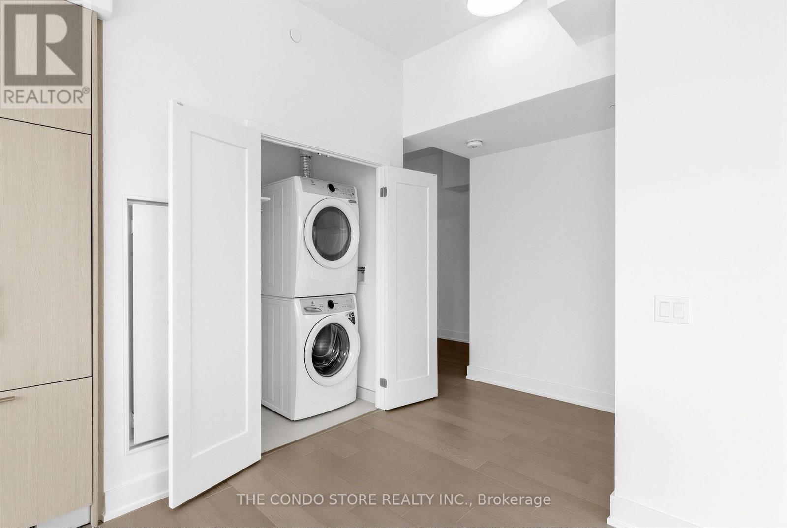 502 - 8 Manor Road W, Toronto, Ontario  M4S 0E6 - Photo 9 - C12745920