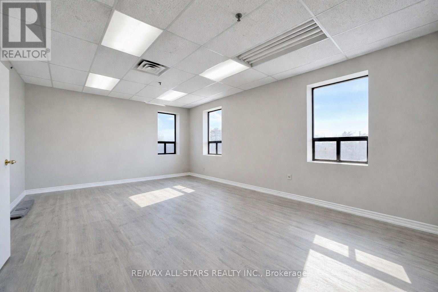 11 - 25 Heritage Road, Markham, Ontario  L3P 1M3 - Photo 16 - N12736154