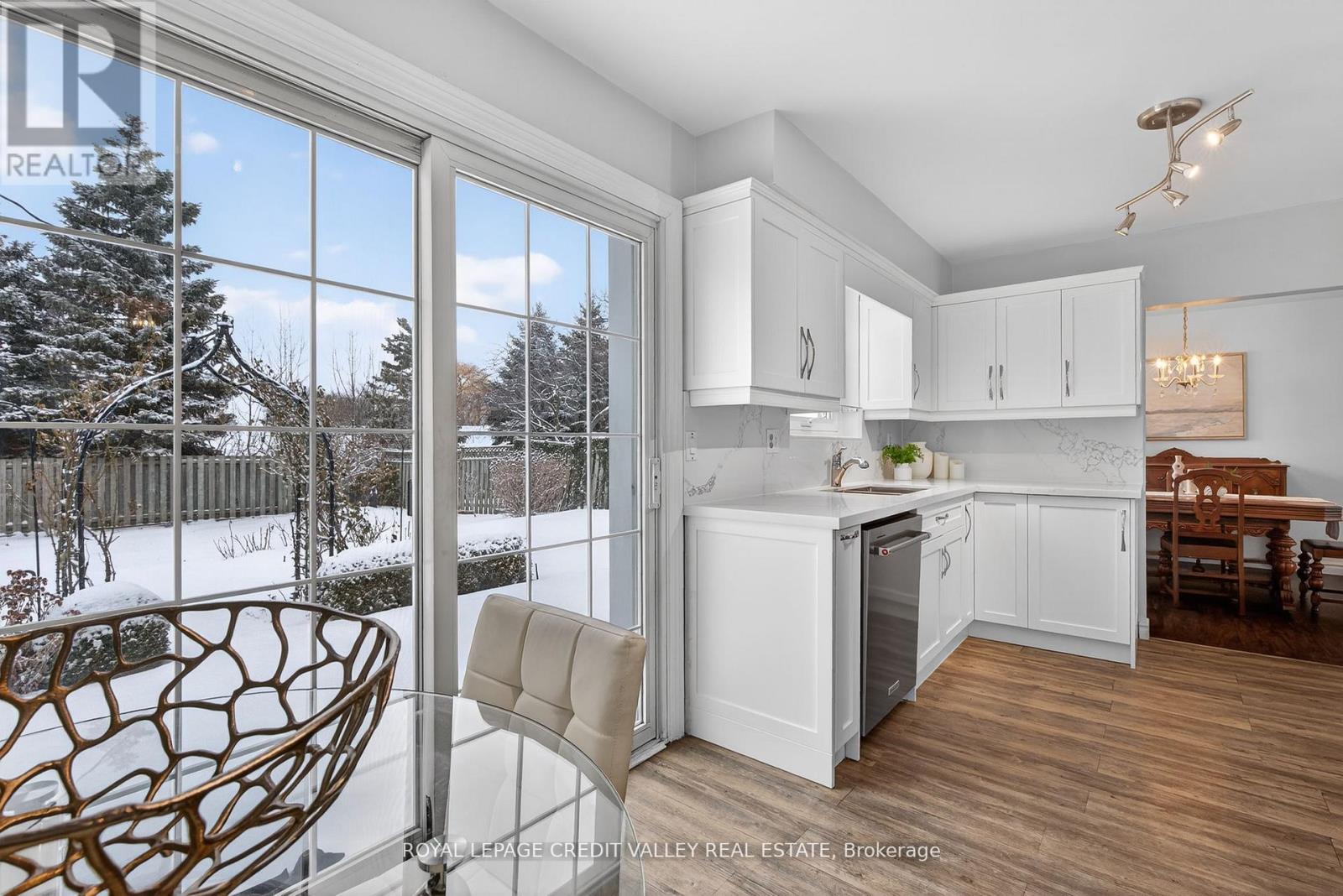 43 Benton Street, Brampton, Ontario  L6W 3B8 - Photo 20 - W12890364