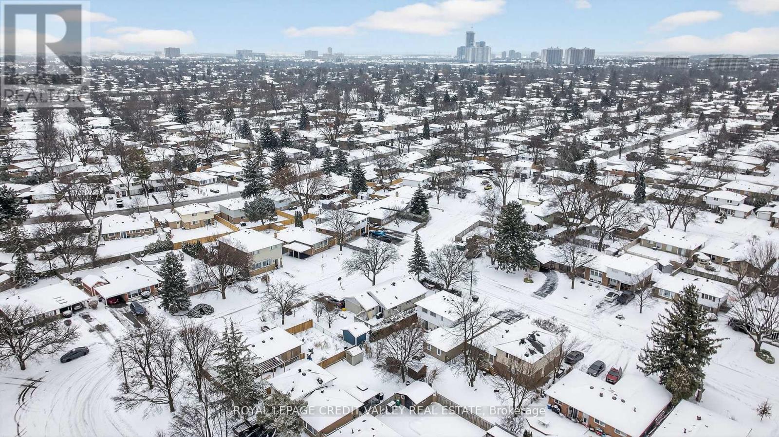 43 Benton Street, Brampton, Ontario  L6W 3B8 - Photo 46 - W12890364