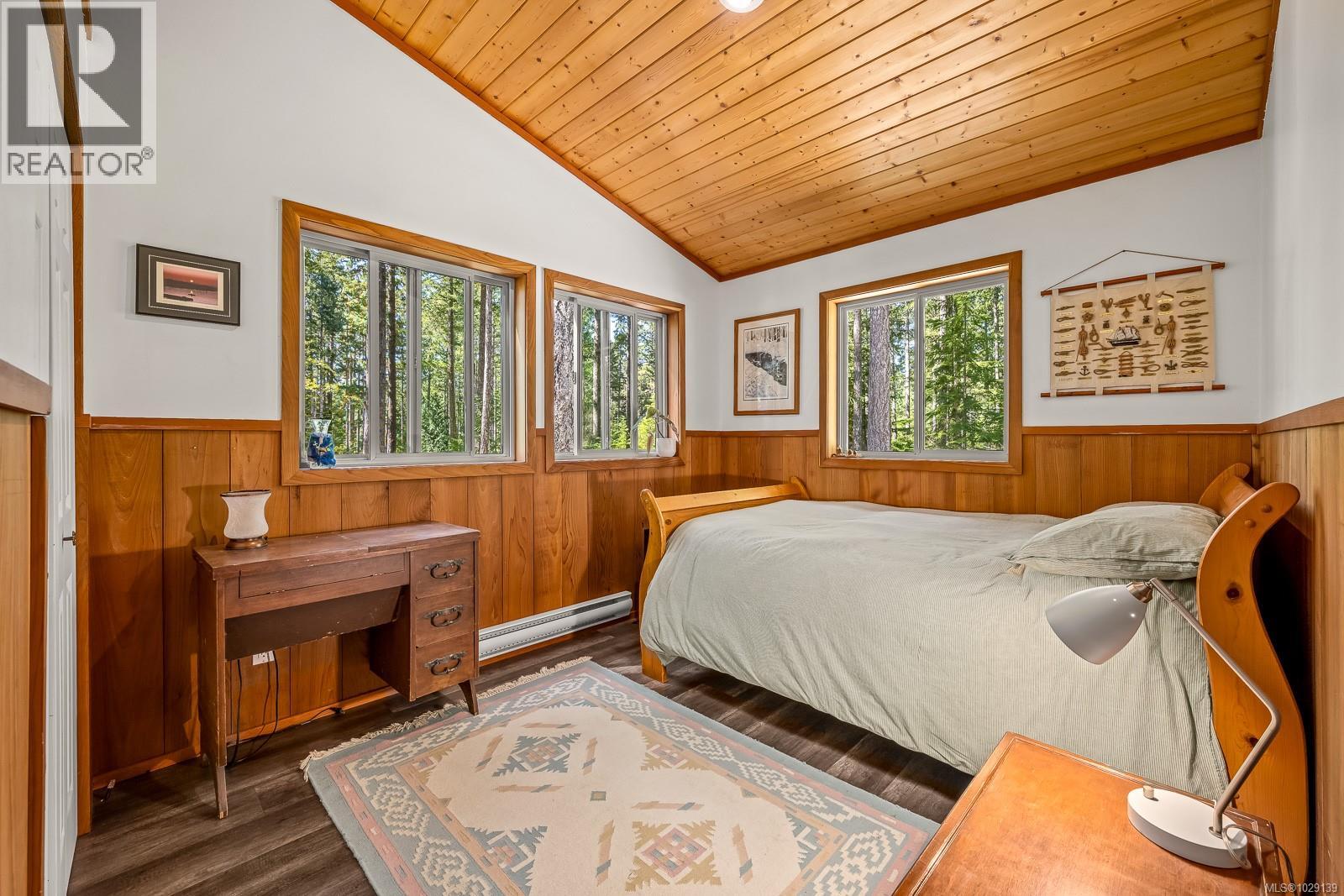 924 Siskin Lane, Cortes Island, British Columbia  V0P 1K0 - Photo 17 - 1029139