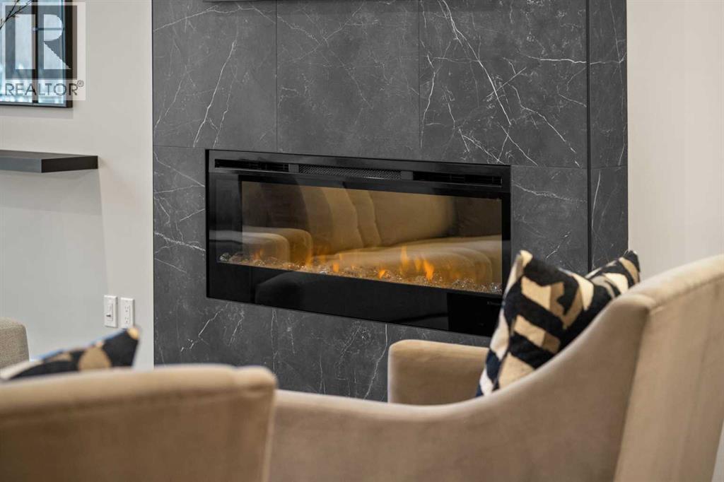 135 Silver Spruce Grove Sw, Calgary, Alberta  t2X 5M1 - Photo 6 - A2287454