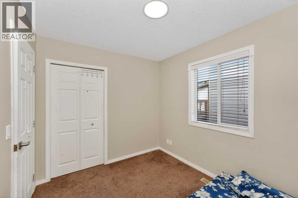 246 Saddlebrook Way Ne, Calgary, Alberta  T3J 0B4 - Photo 24 - A2291830