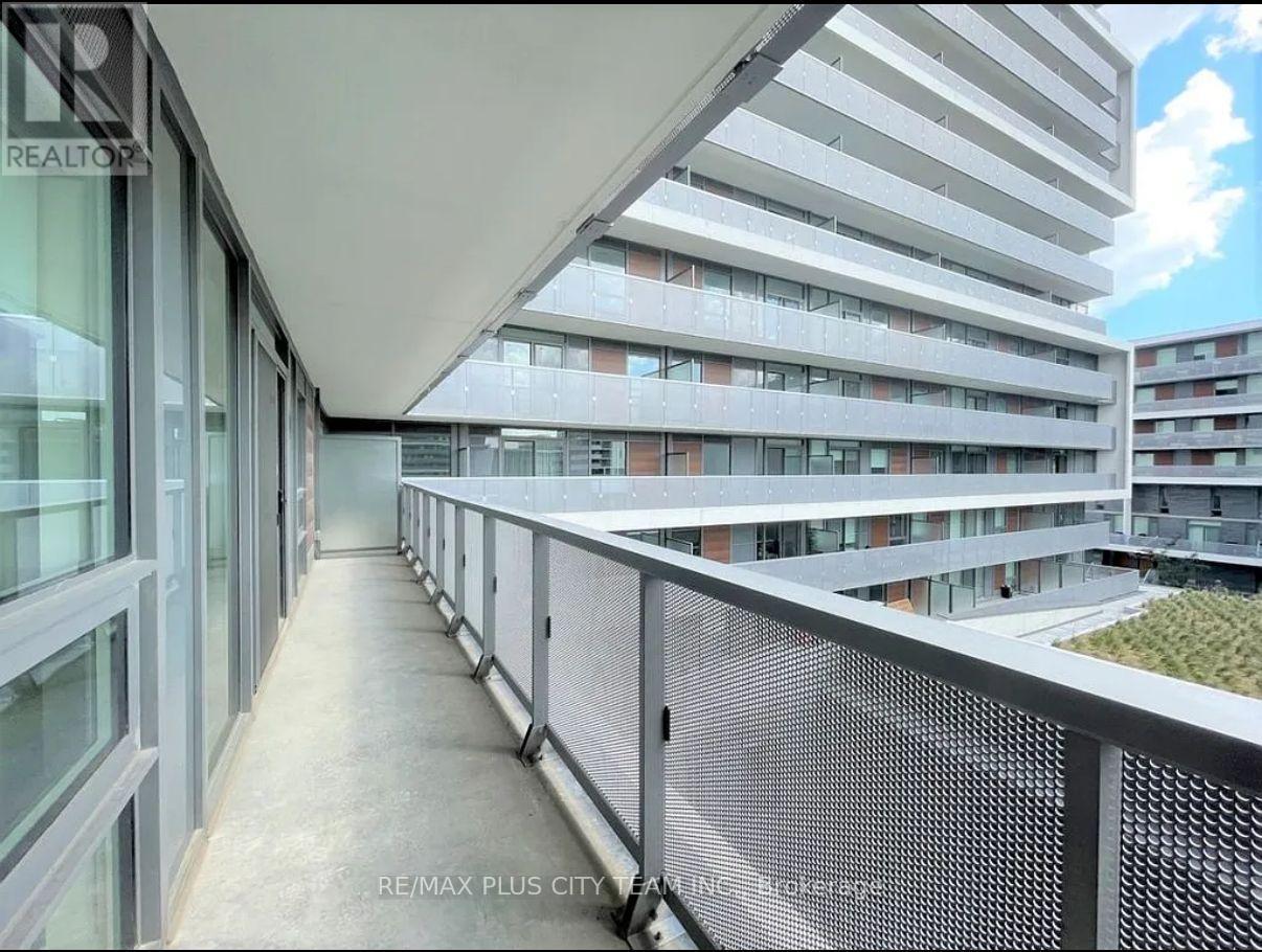 502 - 120 Varna Drive, Toronto (Englemount-Lawrence), Ontario  M6A 0B3 - Photo 13 - C12880662