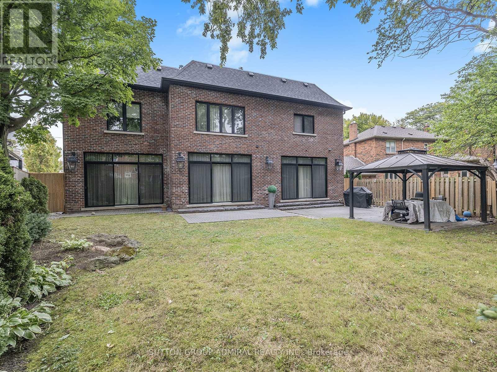 125 Sandringham Drive, Toronto, Ontario  M3H 1E2 - Photo 30 - C12893436