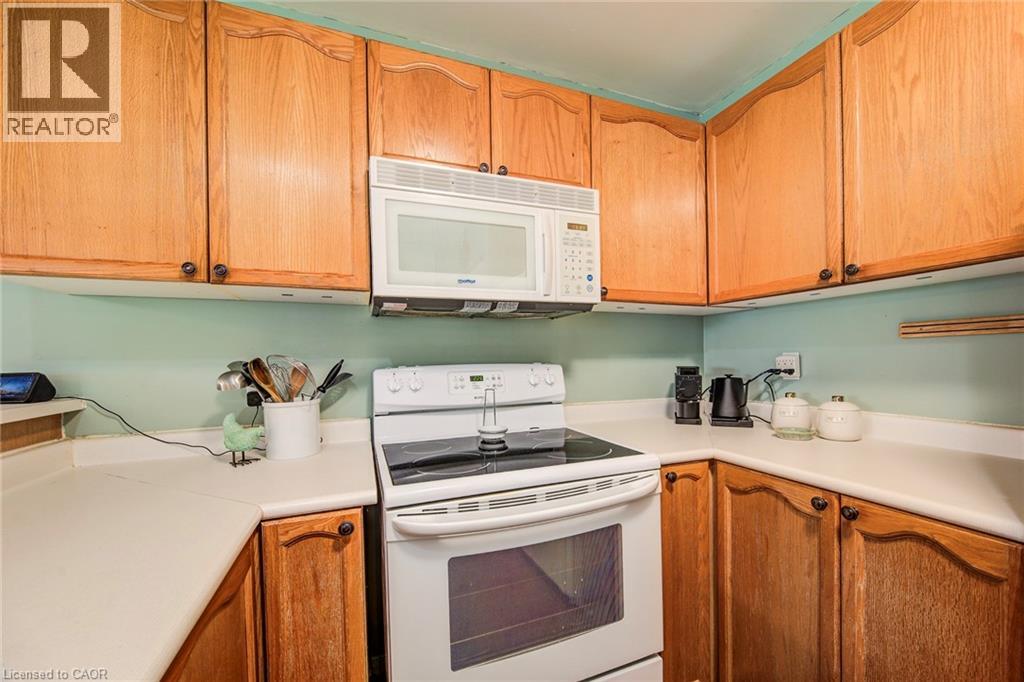 21 Arden Park, Stratford, Ontario  N5A 3E2 - Photo 10 - 40811669