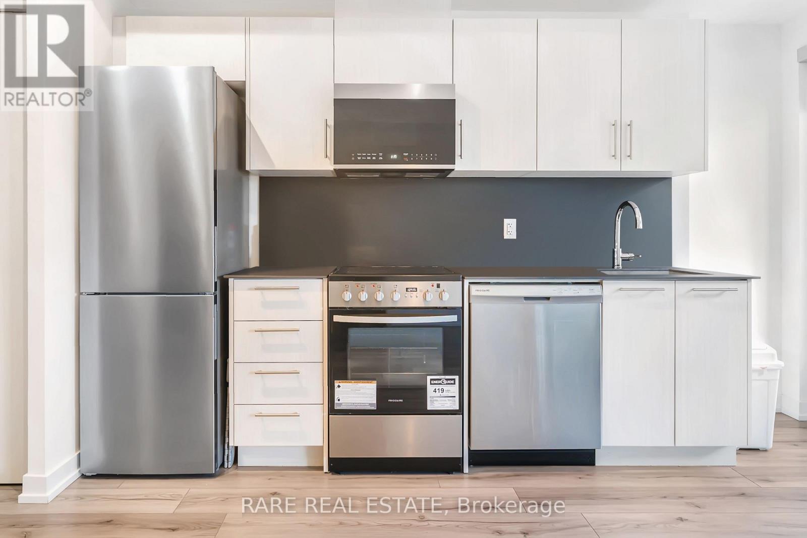 36 - 871 Sheppard Avenue W, Toronto (Clanton Park), Ontario  M3H 0E8 - Photo 4 - C12893474