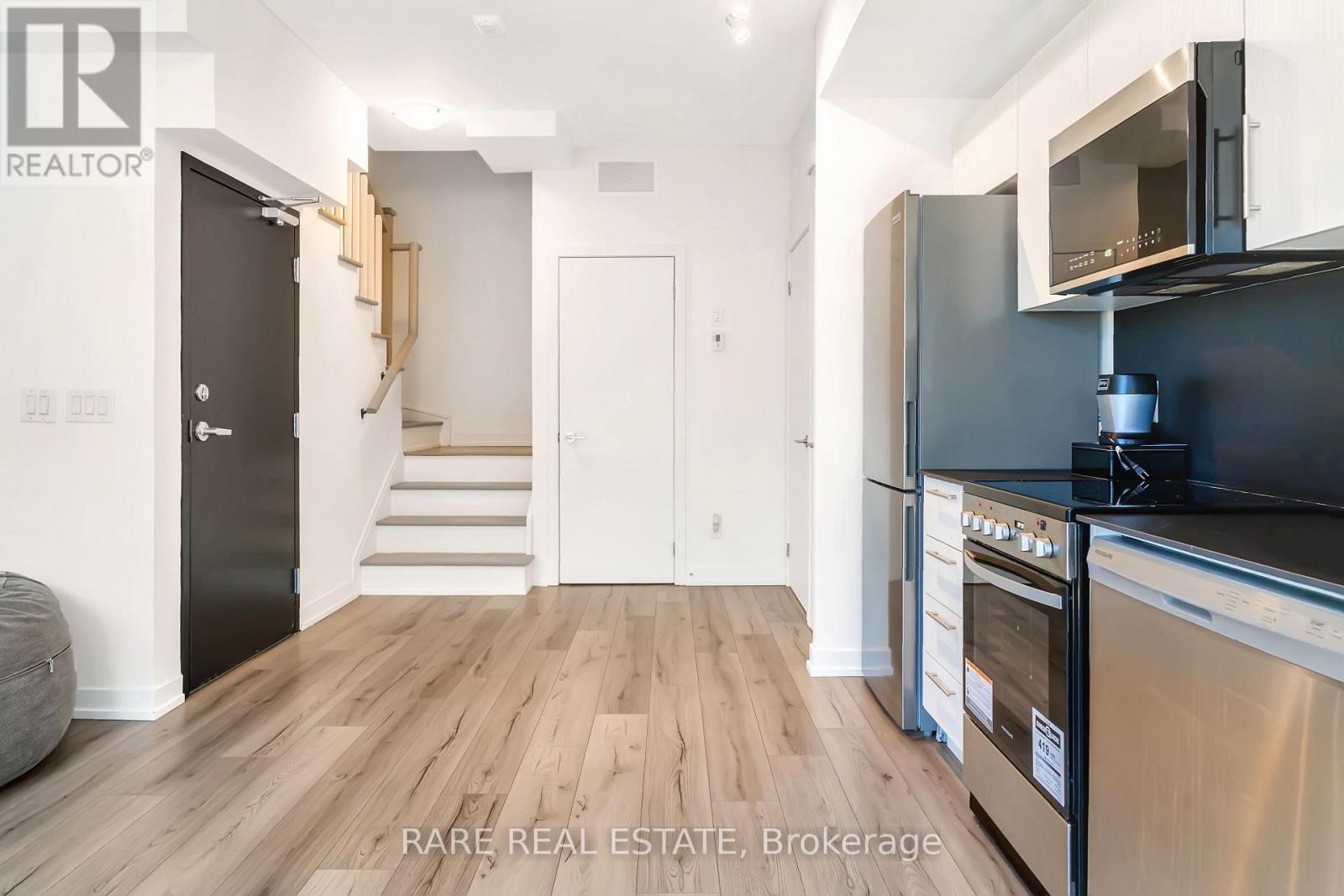 36 - 871 Sheppard Avenue W, Toronto (Clanton Park), Ontario  M3H 0E8 - Photo 5 - C12893474