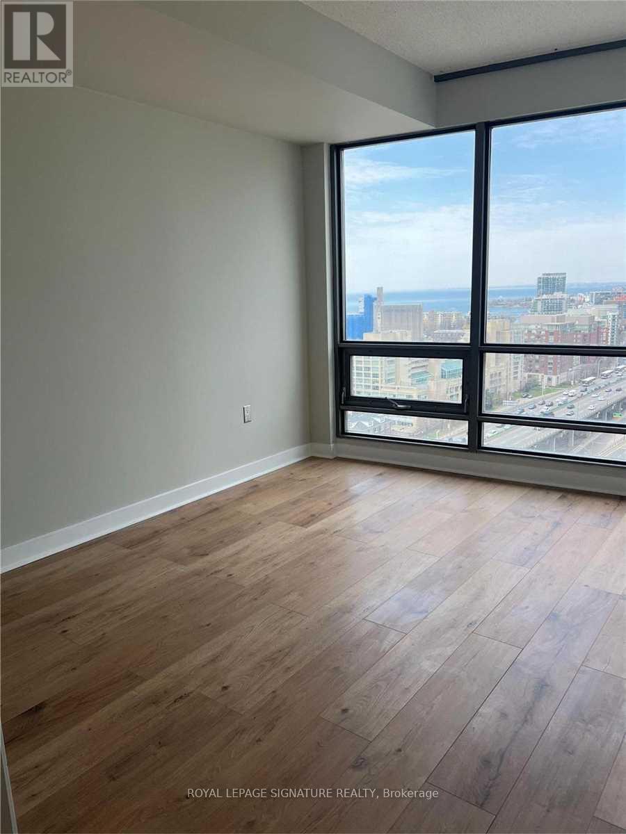 2206 - 5 Mariner Terrace, Toronto, Ontario  M5V 3V6 - Photo 14 - C12893538