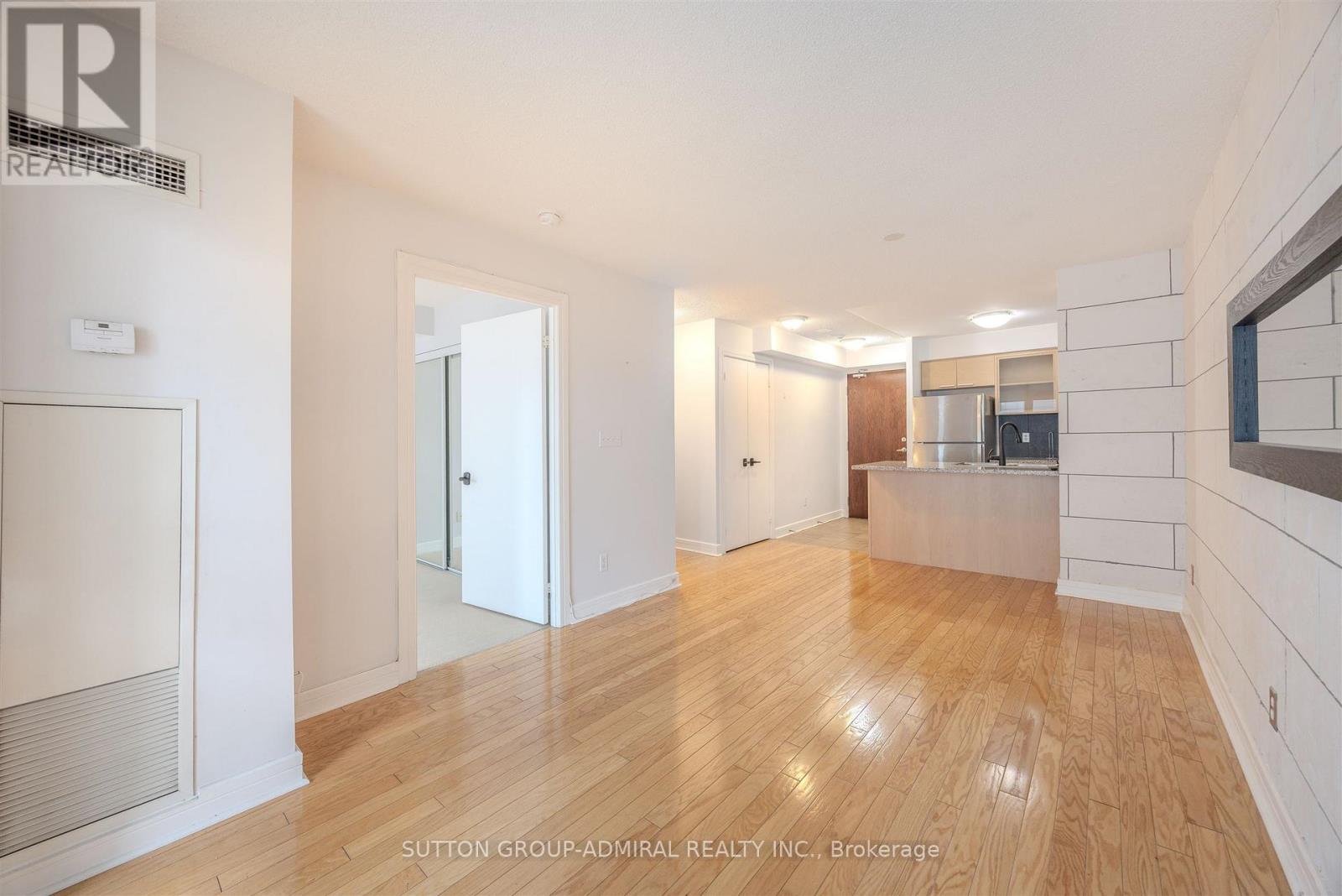 411 - 16 Harrison Garden Boulevard, Toronto, Ontario  M2N 7J6 - Photo 10 - C12893540