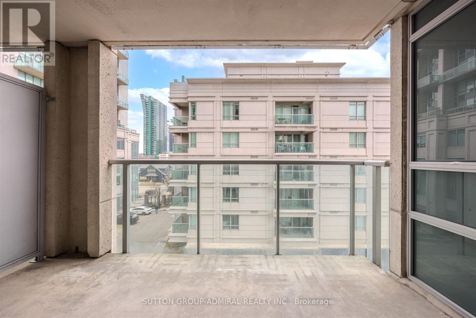 411 - 16 Harrison Garden Boulevard, Toronto, Ontario  M2N 7J6 - Photo 17 - C12893540