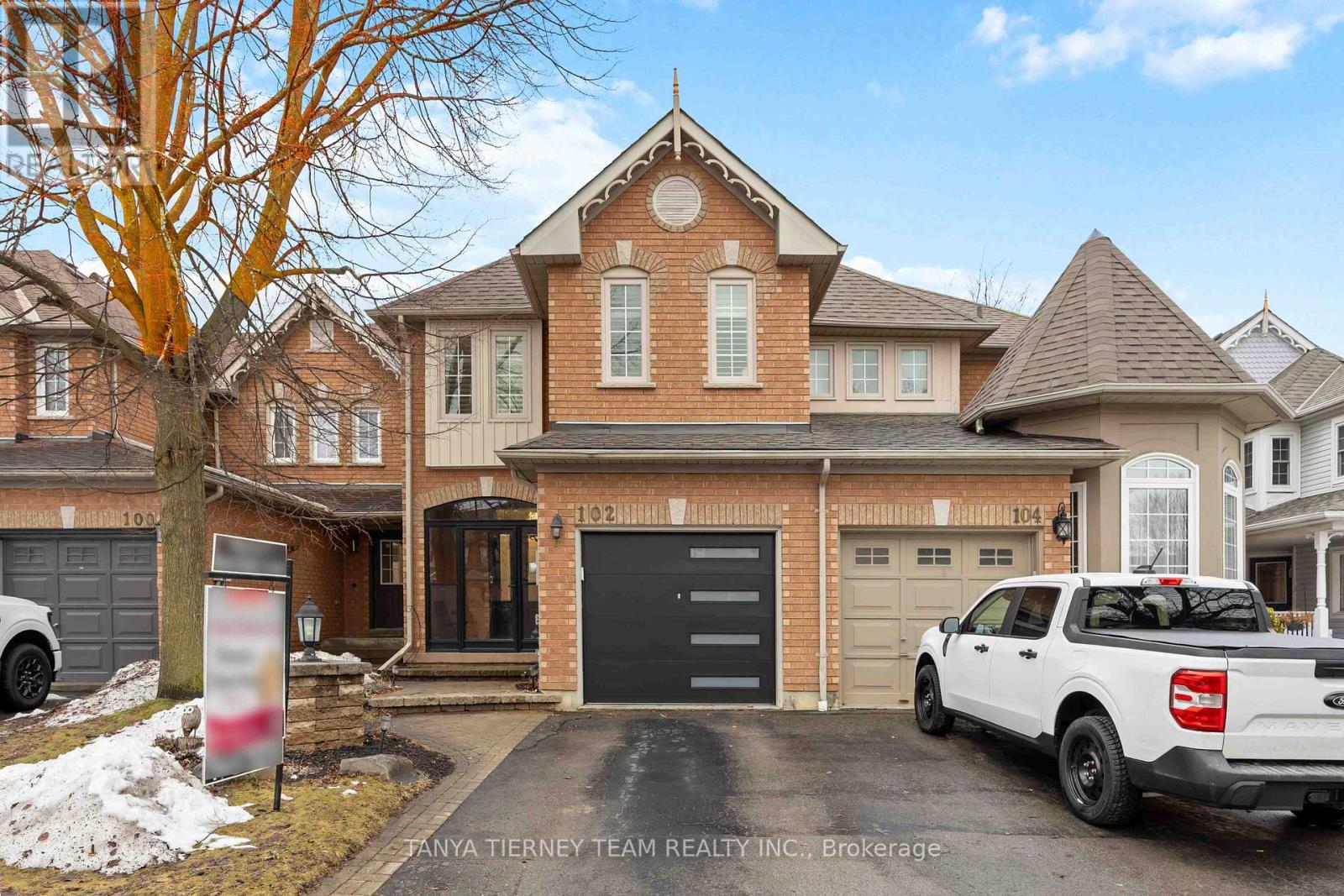 102 Zachary Place, Whitby, Ontario  L0B 1C0 - Photo 2 - E12893532