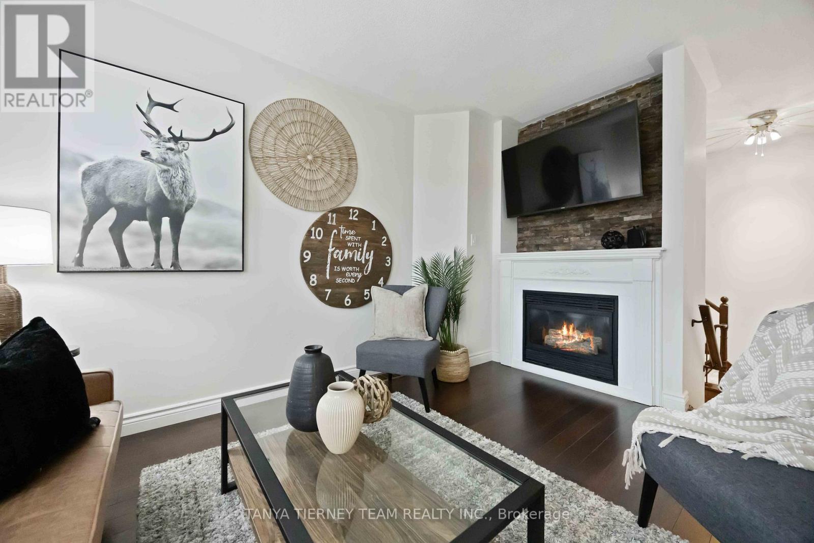 102 Zachary Place, Whitby, Ontario  L0B 1C0 - Photo 30 - E12893532