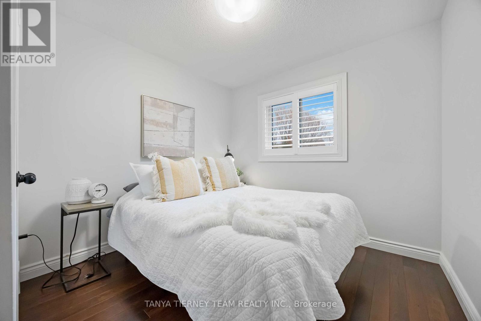 102 Zachary Place, Whitby, Ontario  L0B 1C0 - Photo 34 - E12893532