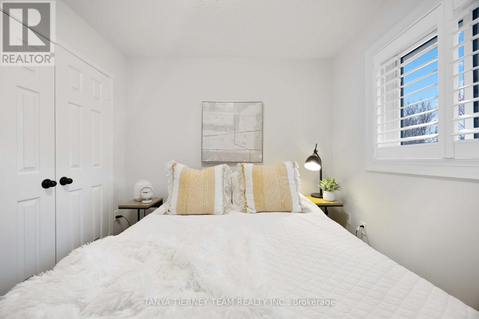 102 Zachary Place, Whitby, Ontario  L0B 1C0 - Photo 35 - E12893532