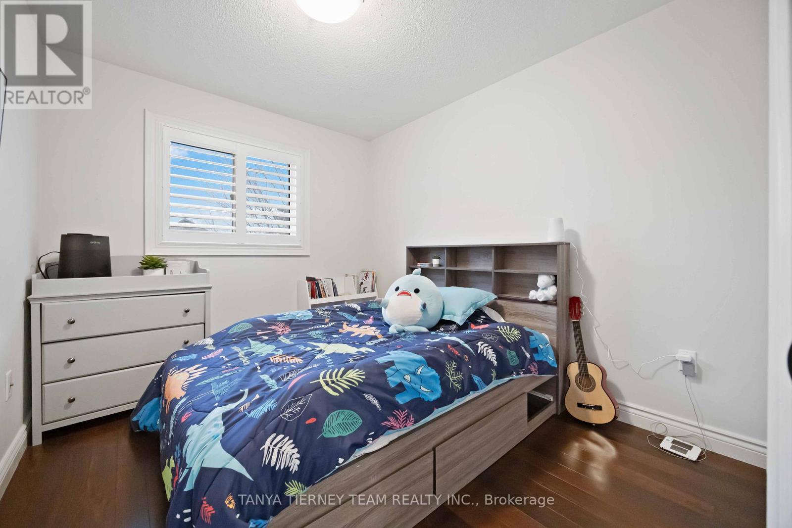 102 Zachary Place, Whitby, Ontario  L0B 1C0 - Photo 36 - E12893532