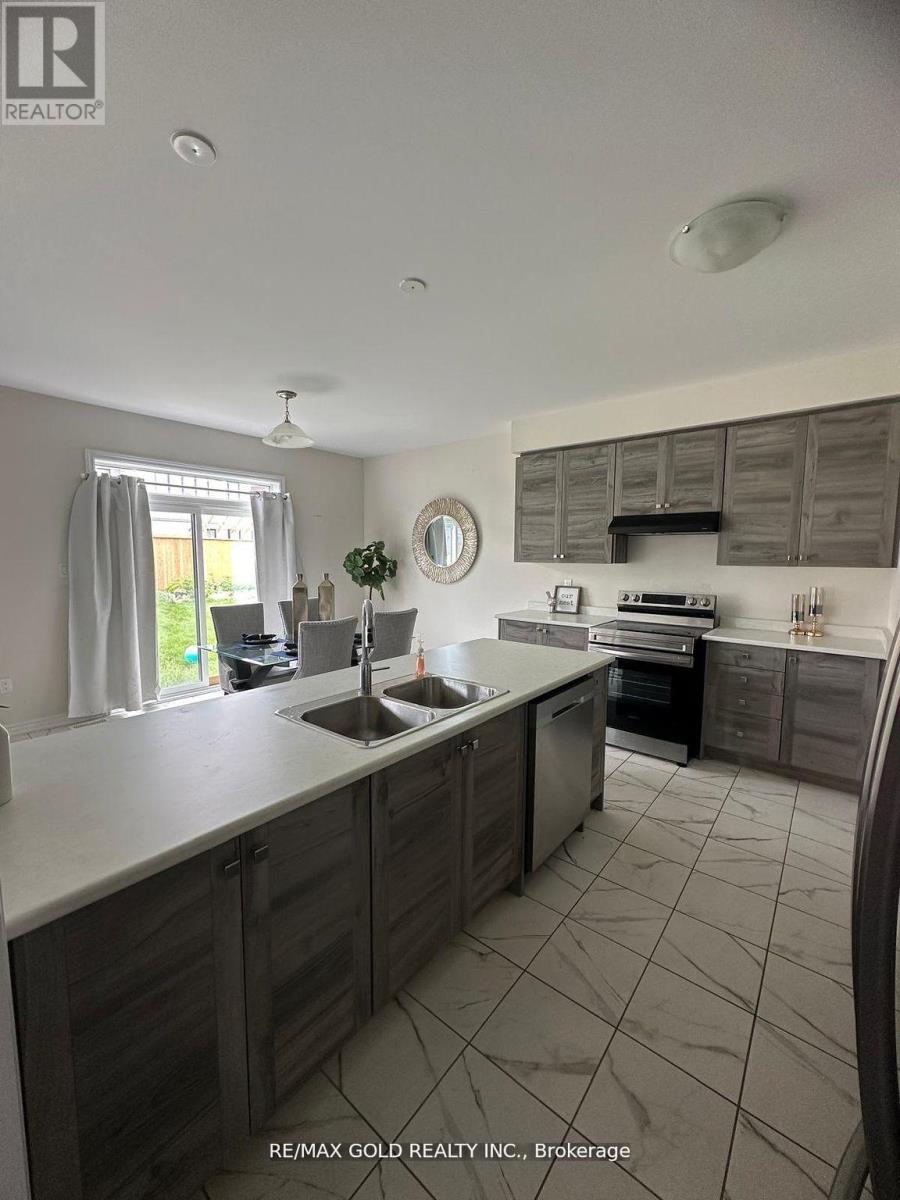 121 Explorer Way, Thorold (Rolling Meadows), Ontario  L2E 6S4 - Photo 17 - X12893410