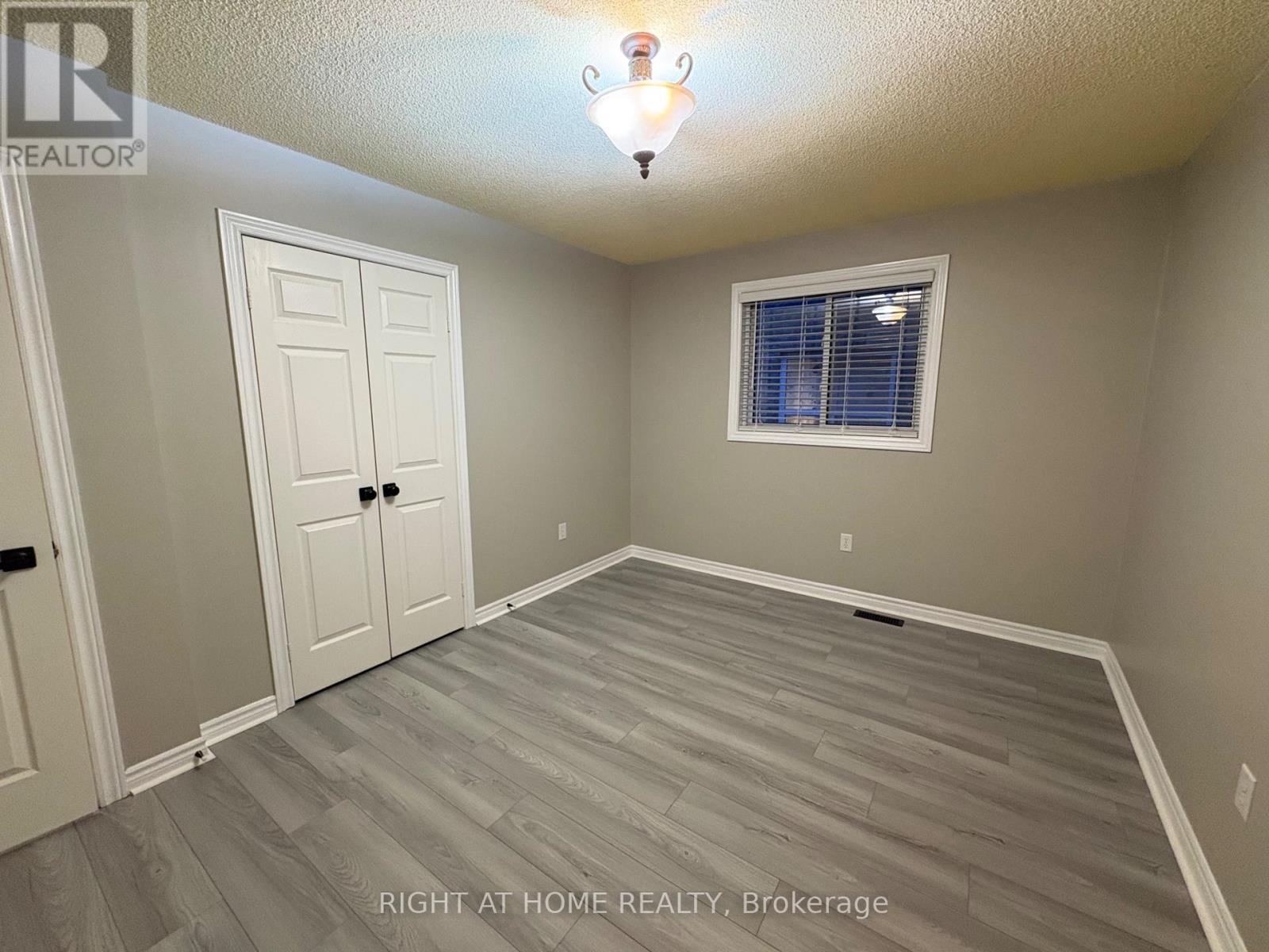 10 Stephanie Lane, Barrie (Painswick South), Ontario  L4N 0V1 - Photo 10 - S12893484