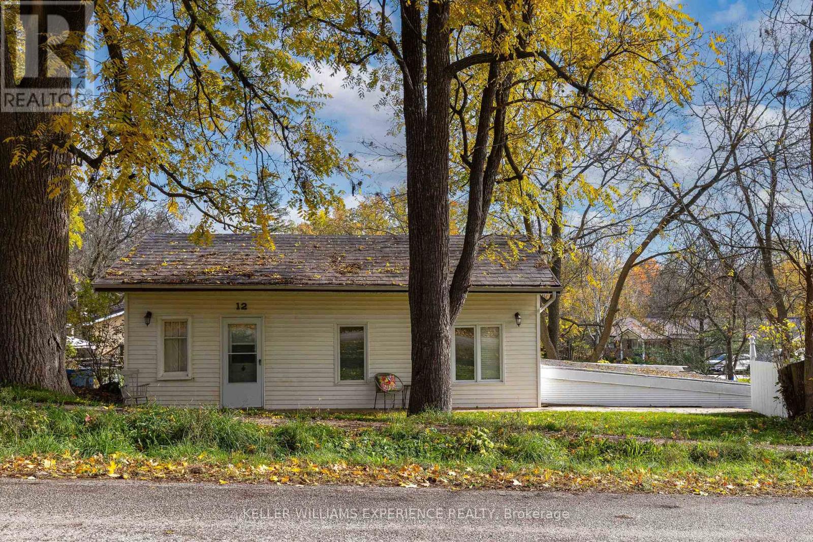 12 ELGIN STREET, Clearview, Ontario