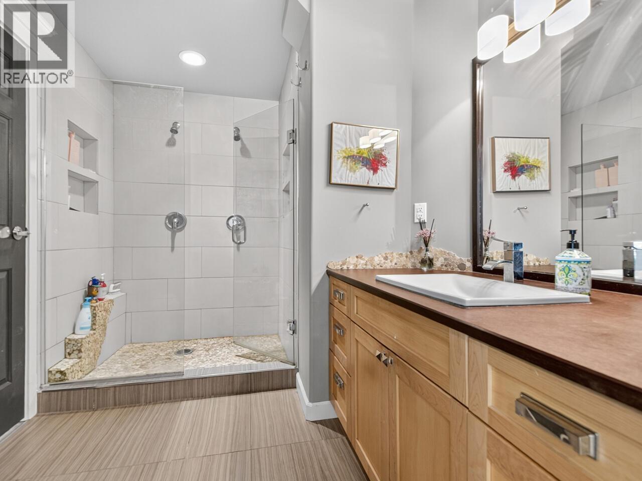 1052 Corona Crescent, Coquitlam, British Columbia  V3J 7J3 - Photo 24 - R3100766