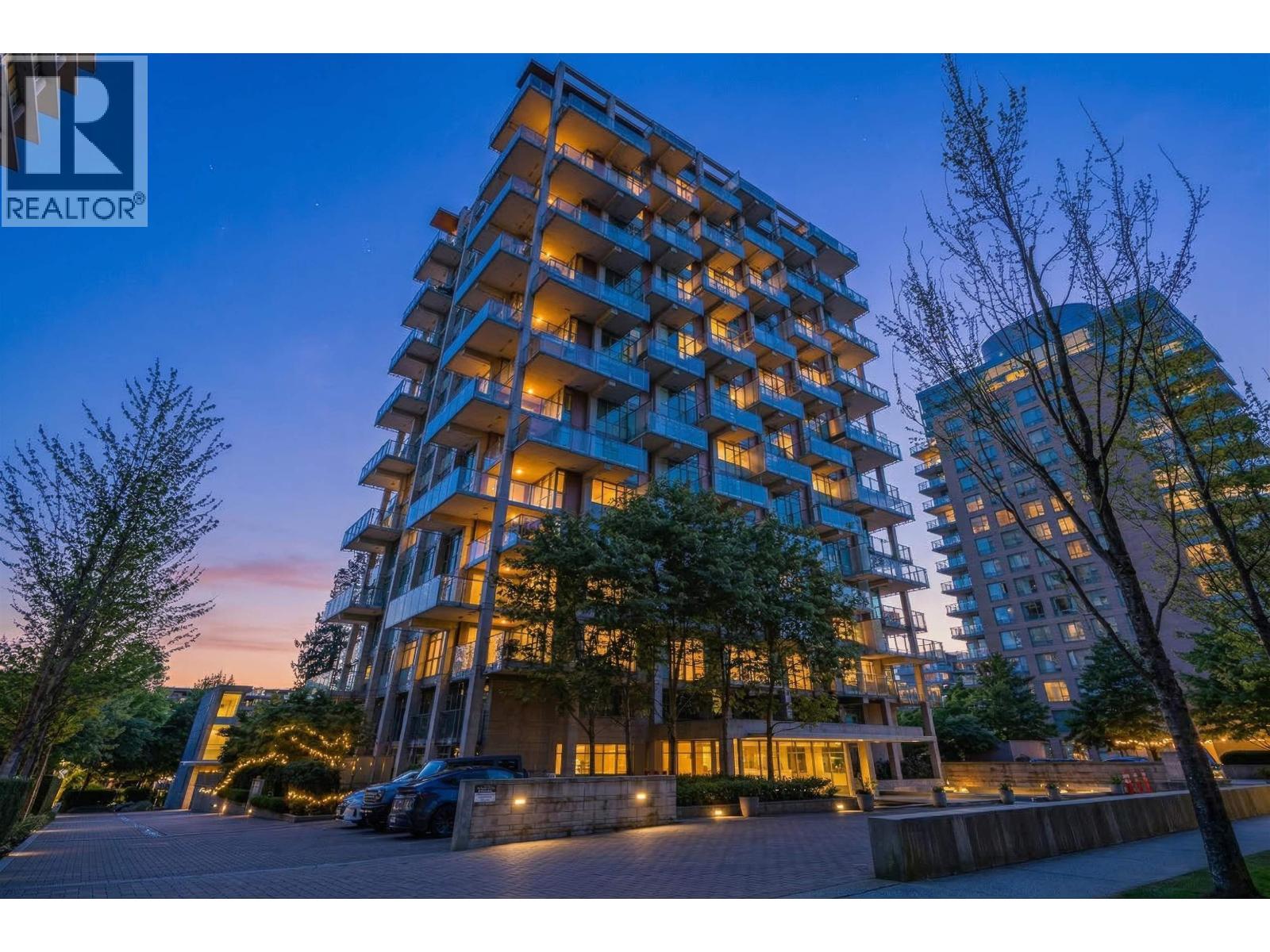 203 5782 BERTON AVENUE, Vancouver, British Columbia