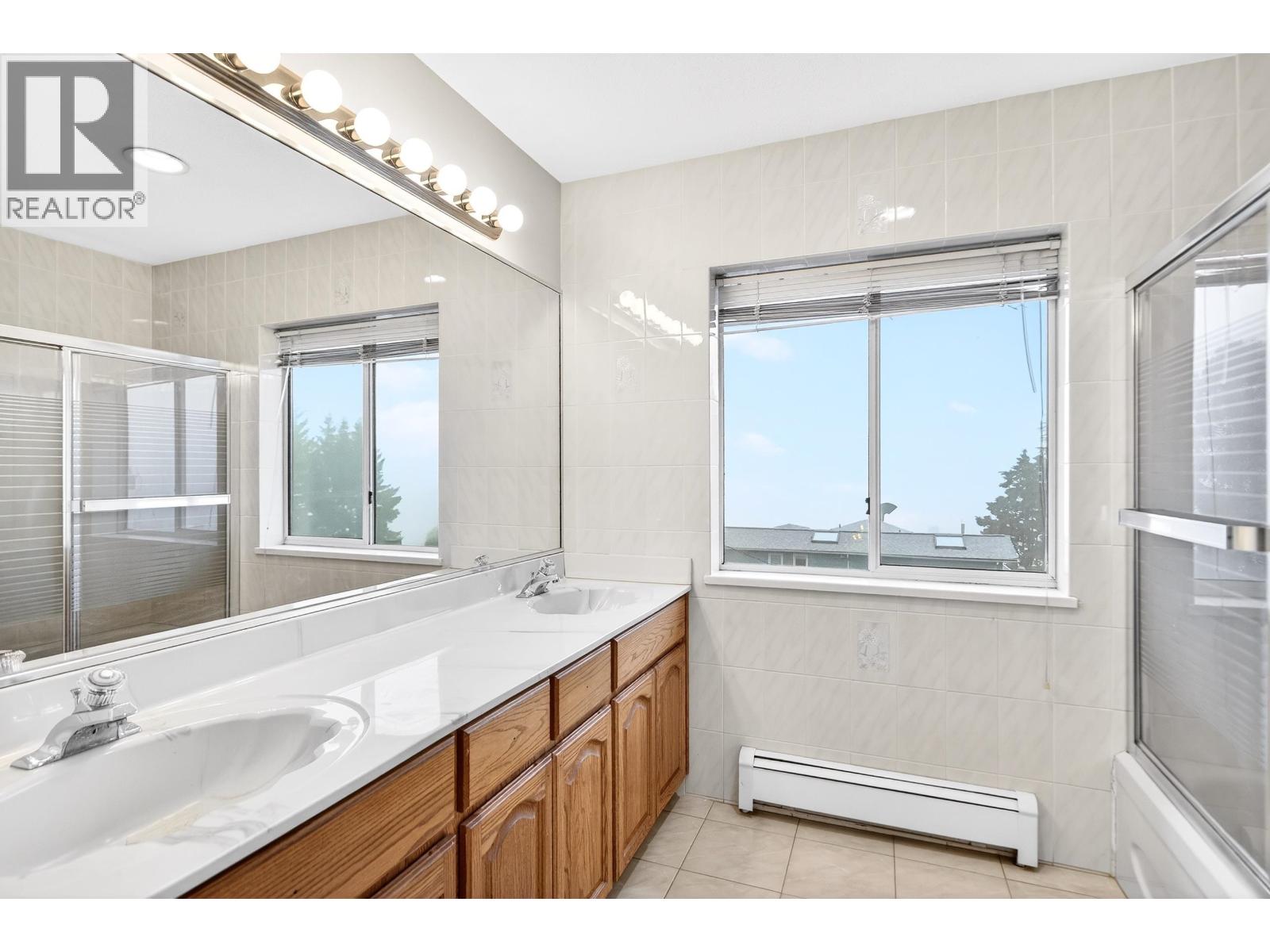 291 N Springer Avenue, Burnaby, British Columbia  V5B 1H5 - Photo 32 - R3085034