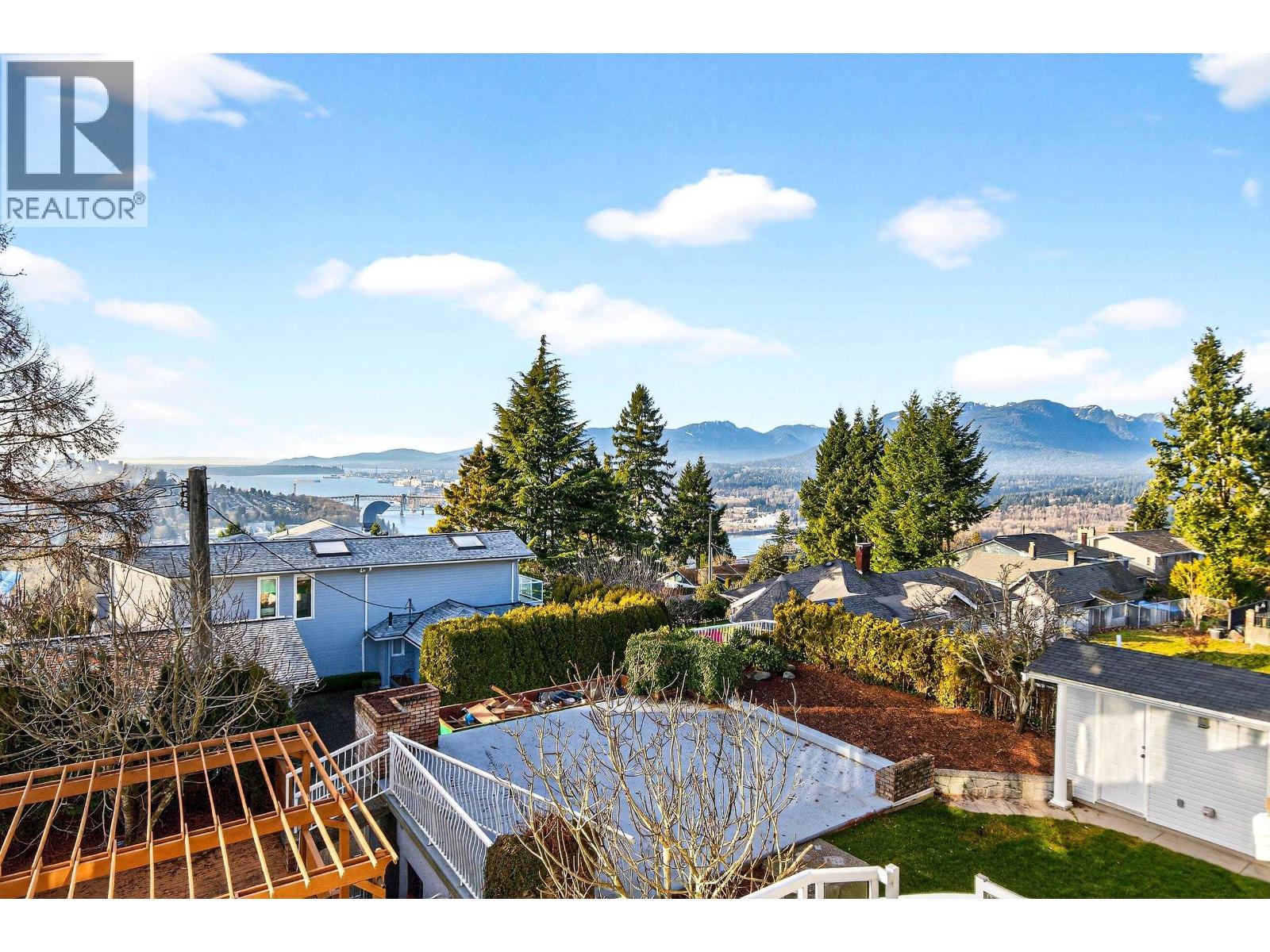 291 N Springer Avenue, Burnaby, British Columbia  V5B 1H5 - Photo 5 - R3085034