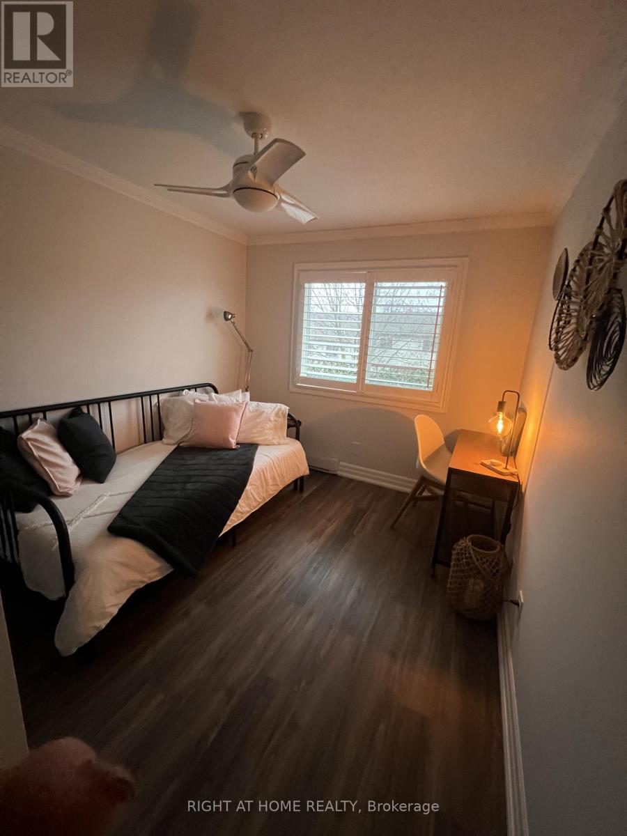 234 - 1498 Pilgrims Way, Oakville (Ga Glen Abbey), Ontario  L6M 3G9 - Photo 10 - W12893478