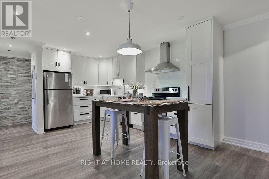 234 - 1498 Pilgrims Way, Oakville (Ga Glen Abbey), Ontario  L6M 3G9 - Photo 4 - W12893478