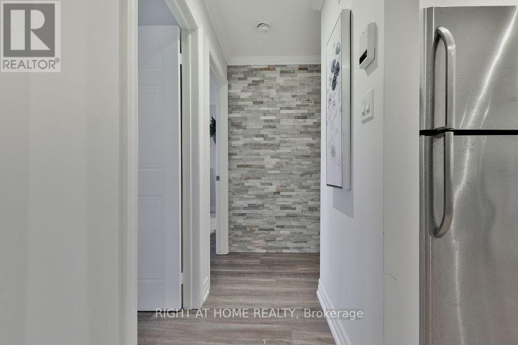 234 - 1498 Pilgrims Way, Oakville (Ga Glen Abbey), Ontario  L6M 3G9 - Photo 8 - W12893478