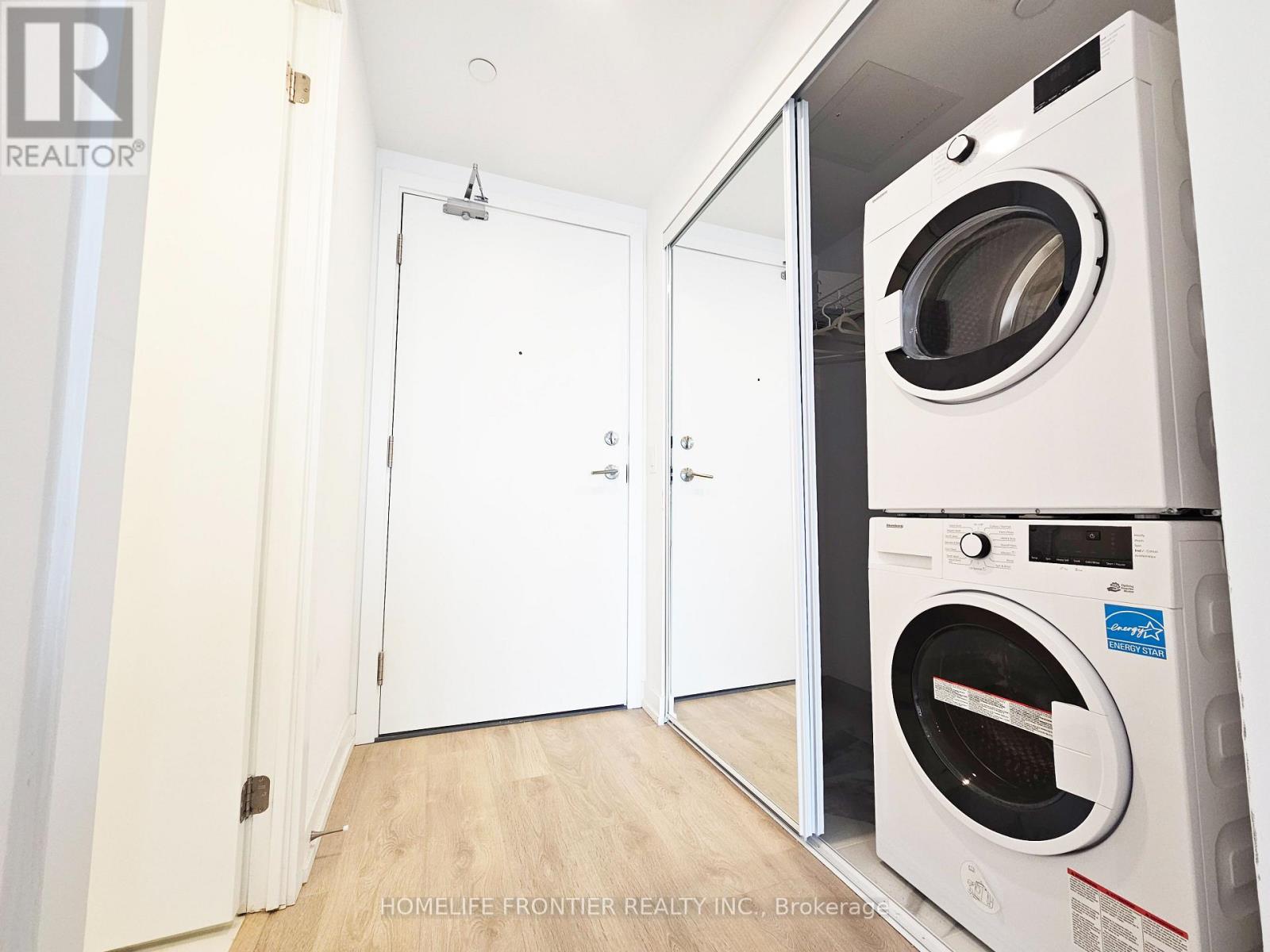 918 - 1100 Sheppard Avenue, Toronto (York University Heights), Ontario  M3K 0E4 - Photo 11 - W12893486