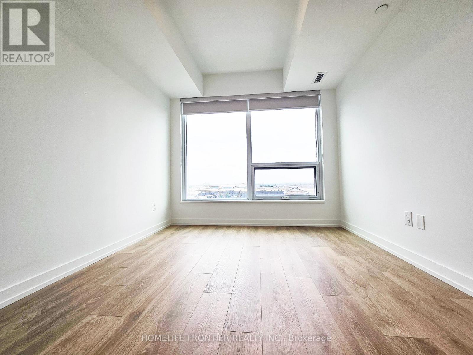 918 - 1100 Sheppard Avenue, Toronto (York University Heights), Ontario  M3K 0E4 - Photo 7 - W12893486