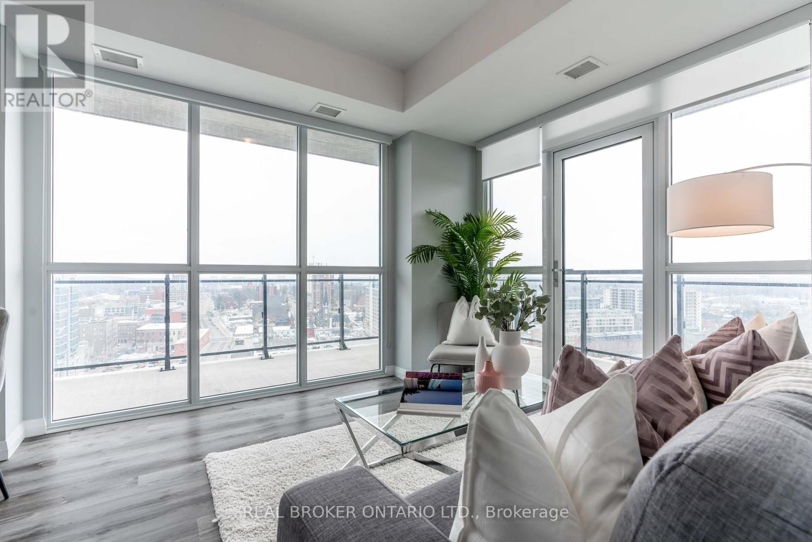 1205 - 60 Charles Street W, Kitchener, Ontario  N2G 1Y6 - Photo 10 - X12893490