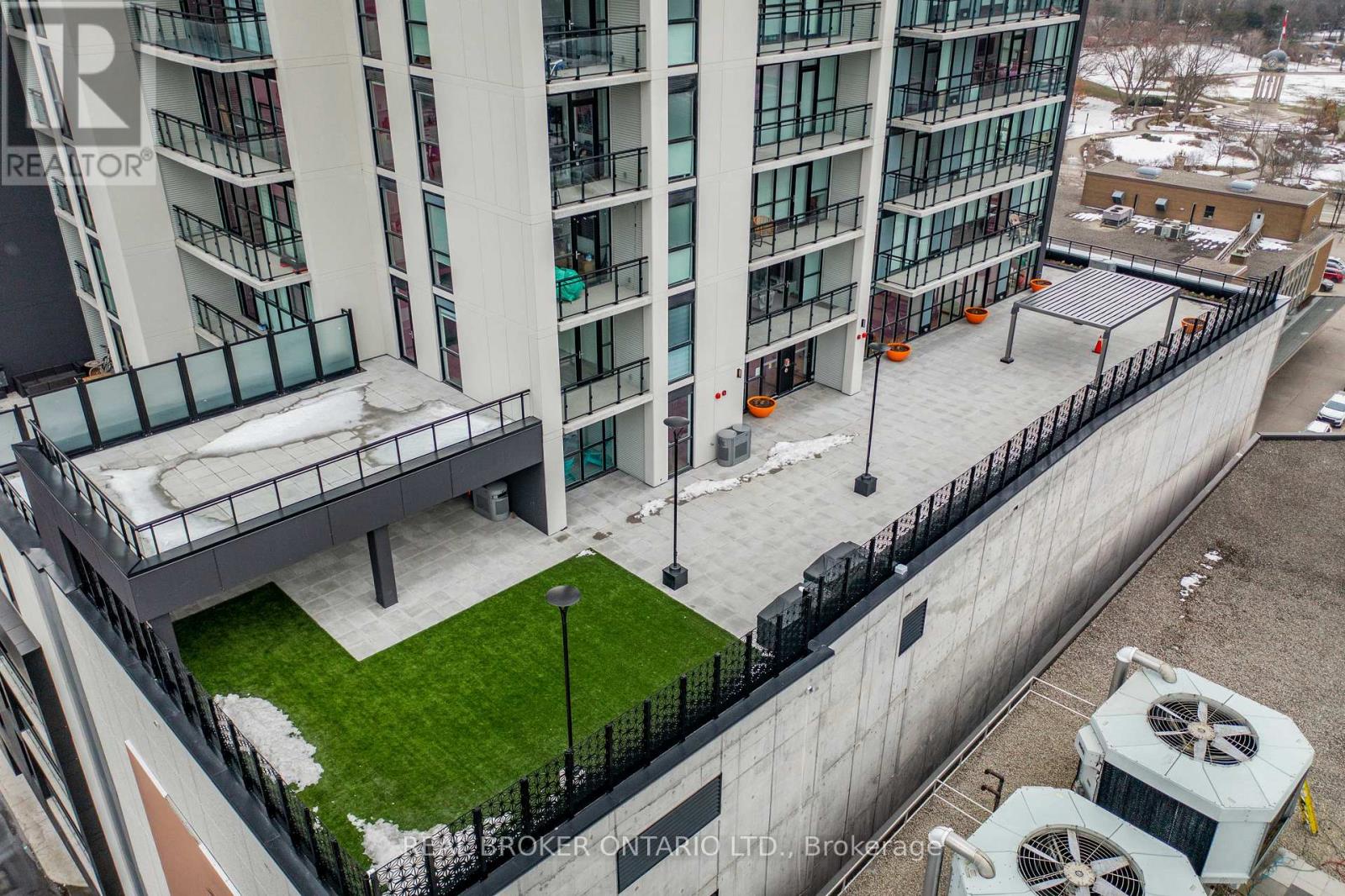 1205 - 60 Charles Street W, Kitchener, Ontario  N2G 1Y6 - Photo 23 - X12893490