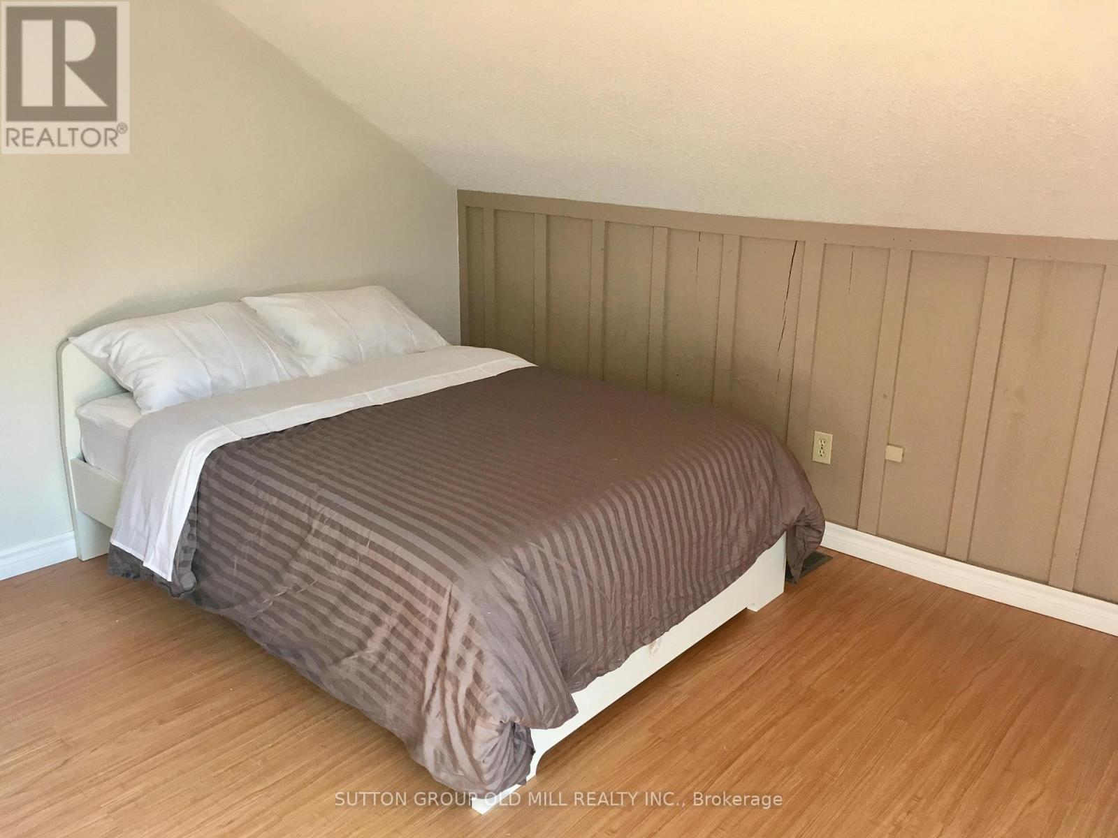 124 Bruce Street S, Blue Mountains, Ontario  N0H 2P0 - Photo 11 - X12893502