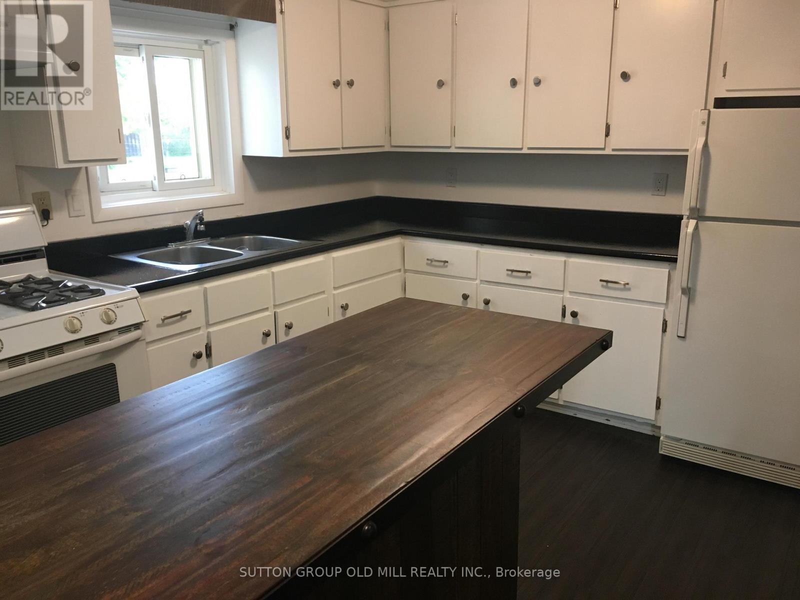 124 Bruce Street S, Blue Mountains, Ontario  N0H 2P0 - Photo 8 - X12893502